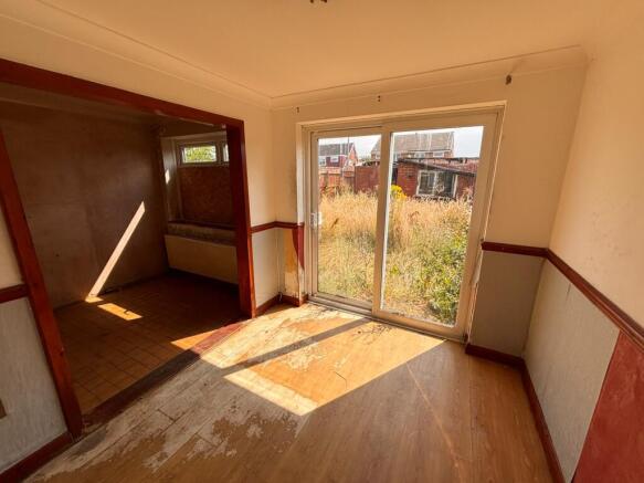 3 bed Semi-Detached for sale Image 6
