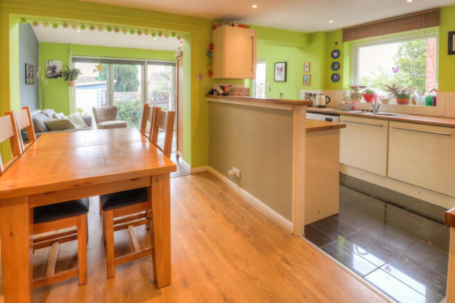 Dining Room / Kitchen