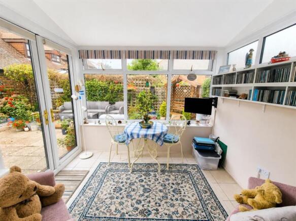 SUN ROOM
