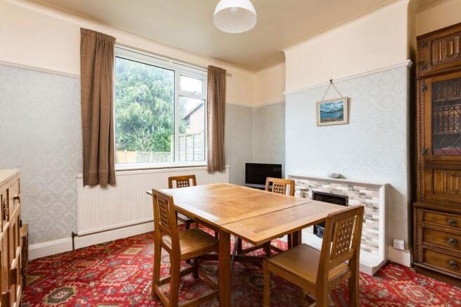 4 bed Semi-Detached for sale Image 5
