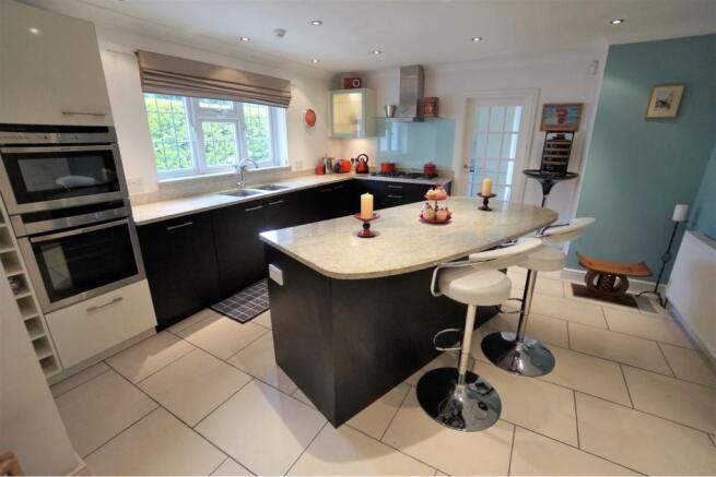 Kitchen/Breakfast