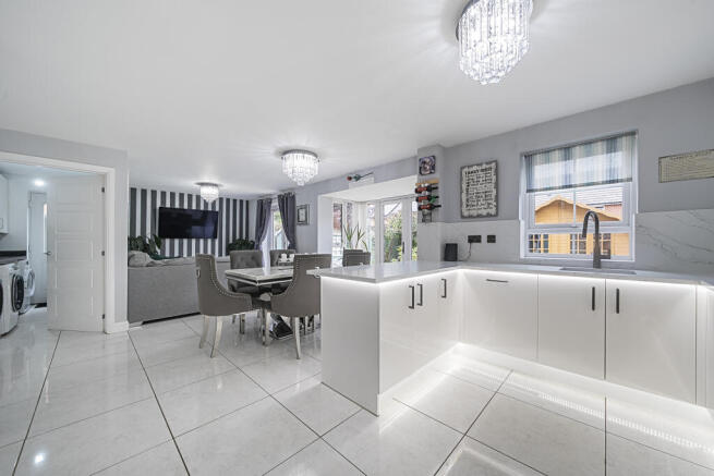 1335184-20-68a3741ac2ae0