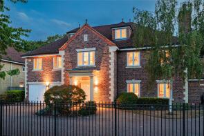 4, Boundary Park, Weybridge KT13 9RR