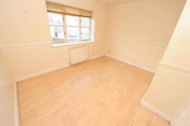 2 bed Semi-Detached for sale Image 8