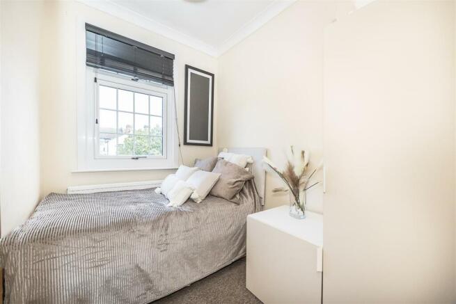 32 Dunton road -002.jpg