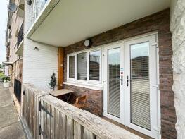 Flat 0/1, 2, Canal Terrace, Paisley PA1 2HS