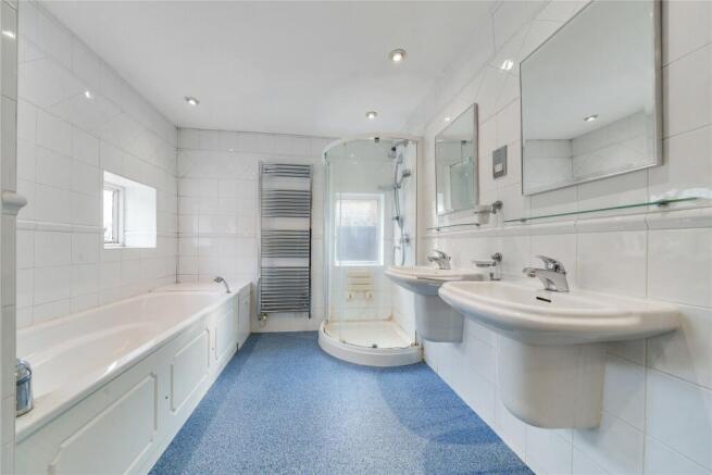 2nd Bathroom