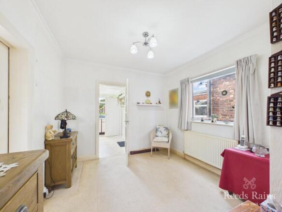 3 bed Semi-Detached for sale Image 6