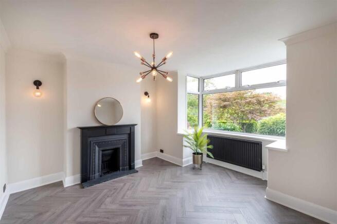 2 bed Semi-Detached for sale Image 2