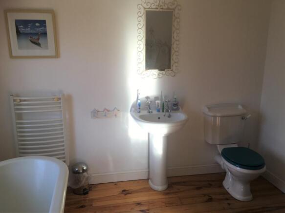 Photo 10