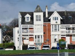 Flat E, Devon Tors, Road Past Devon Tors Hotel, Yelverton PL20 6BP