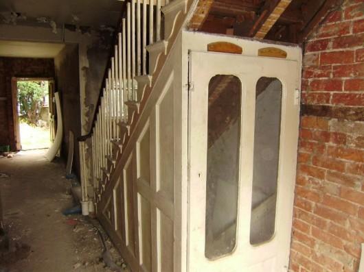 DOOR TO BASEMENT