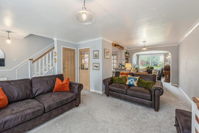 Barnbrook Road, Sarisbury Green photo 4