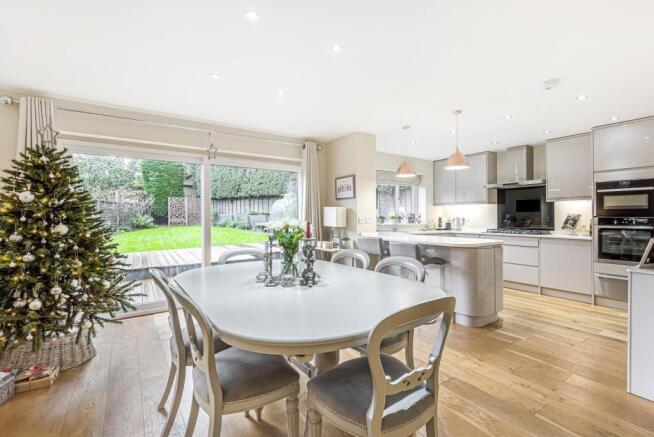 Kitchen/Dining Room 