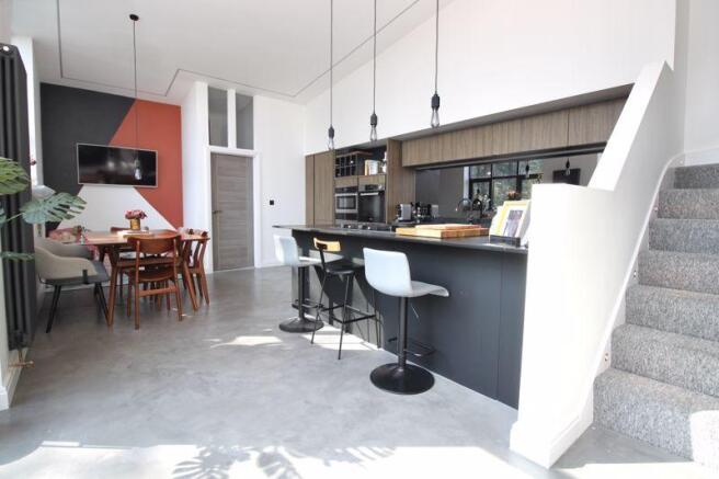 Kitchen/Living...