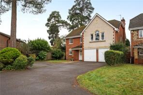 22, Ridgewood Drive, Frimley, Camberley GU16 9QF
