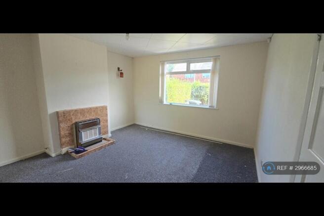3 bed Semi-Detached to rent Image 4