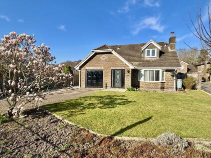 Northbrook Road, Broadstone