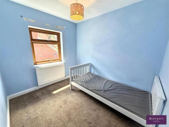 3 bed Semi-Detached for sale Image 9