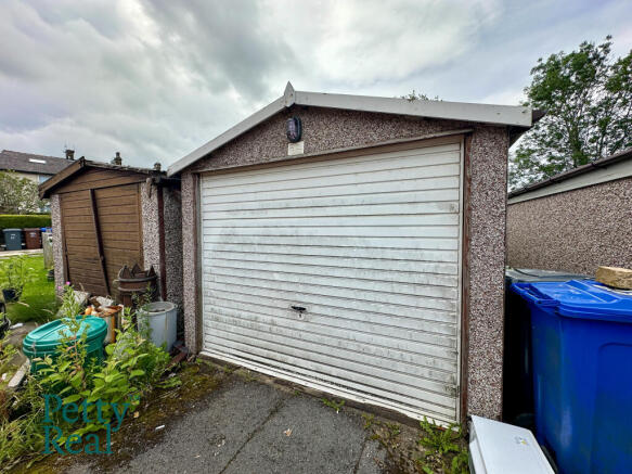 3 bed Terraced for sale Image 10