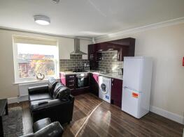 Flat 4, Blenheim Terrace, Woodhouse Lane, Woodhouse, Leeds LS2 9HZ
