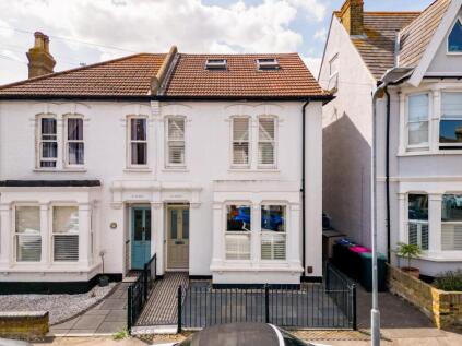 Alexandra Road, Leigh-On-Sea