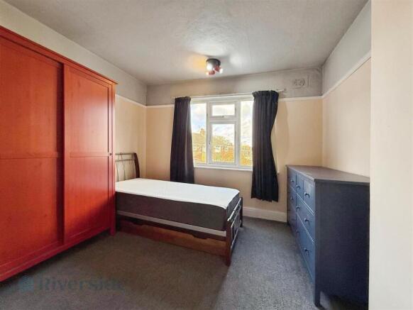 3 bed Terraced for sale Image 10