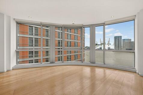 Ontario Tower,
4 Fairmont Avenue, E14