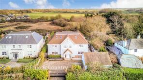 Redwood, Epping Road, Epping Upland, Epping CM16 6PU