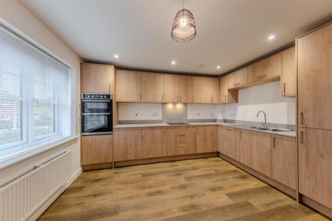 21 Waterfield Road-003.jpg