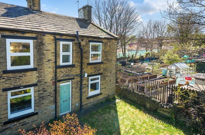 2 bed Terraced for sale Image 10