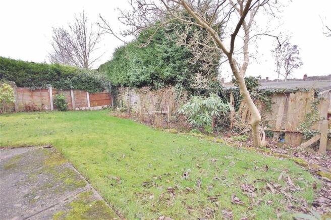 REAR GARDEN ASPECT T