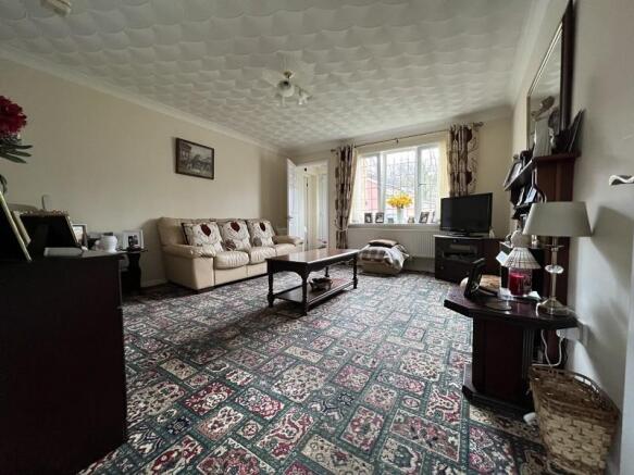 Lounge 2