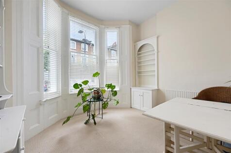 Overstone Road, London W6