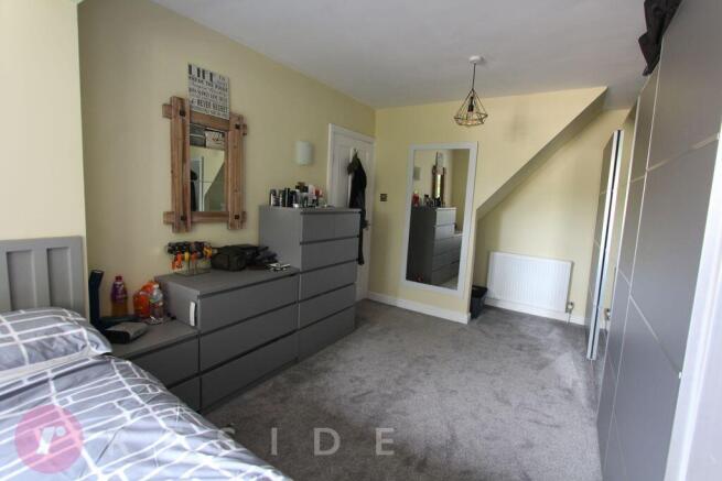 2 bed Semi-Detached Bungalow for sale Image 8
