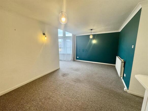 1 bed Flat to rent Image 5