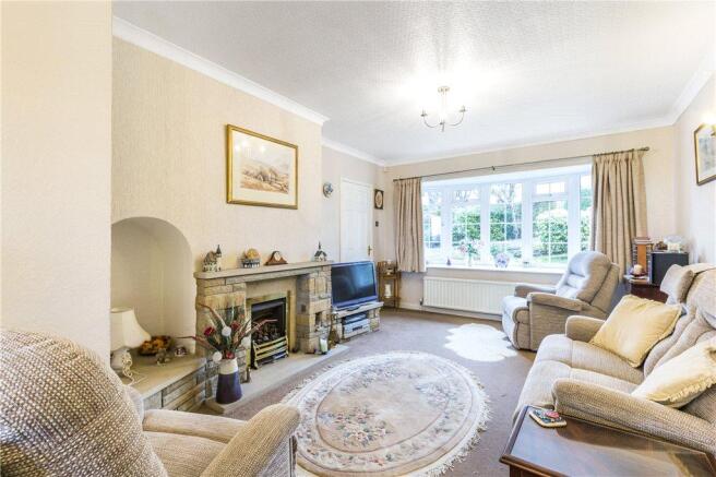 Sitting/Dining Room