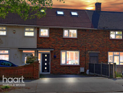 North Hill Drive, Harold Hill