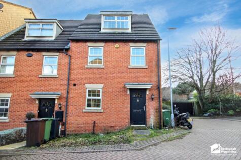 Renaissance Drive, Churwell, Morley, Leeds, West Yorkshire