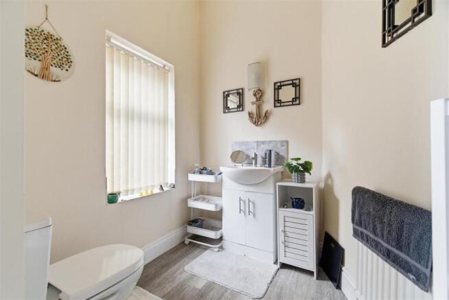 2 bed Block of Apartments for sale Image 10