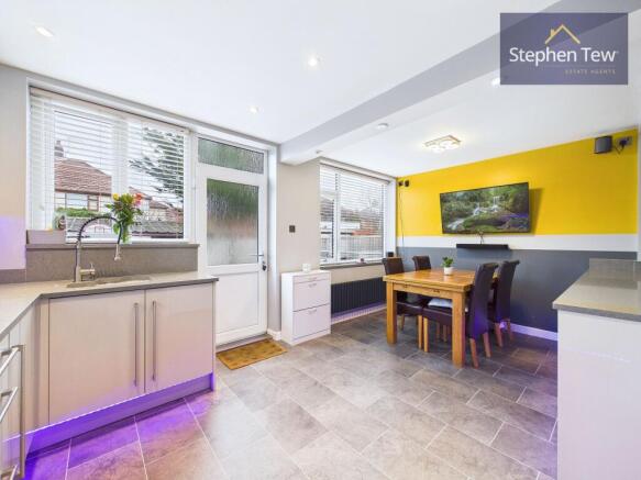 Kitchen / Diner