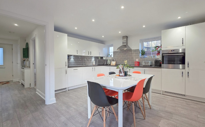 Arlott Green, Crowthorne, Berkshire, RG45 photo 2