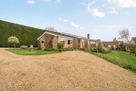 Tamarisk, Corby Glen