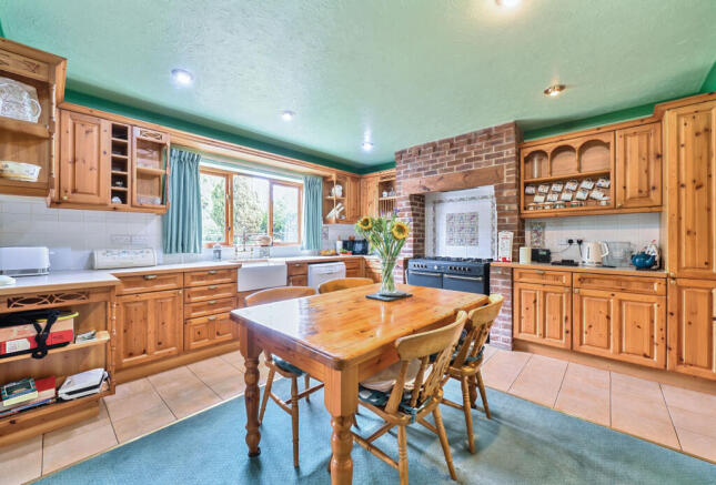 1328872-17-68879e...