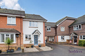 24, Warwick Deeping, Chertsey KT16 0NE