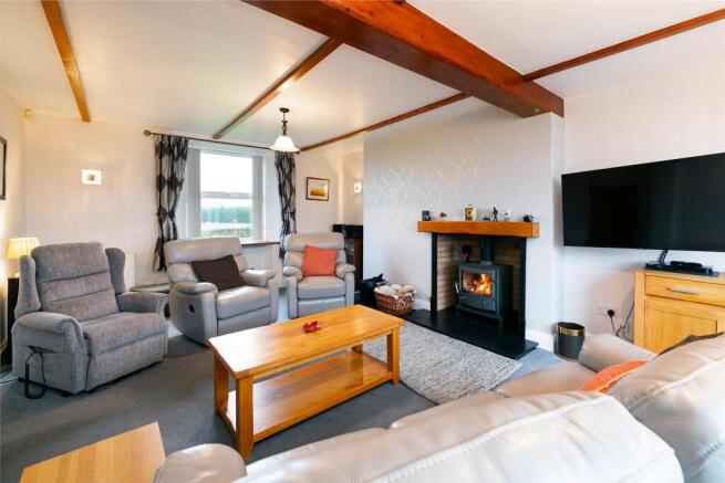 4 bed Detached for sale Image 5