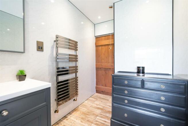 Bathroom-6.jpg