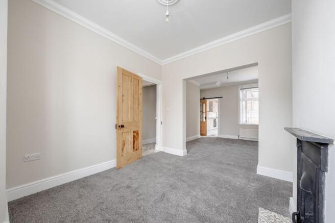 3 bed Terraced for sale Image 5