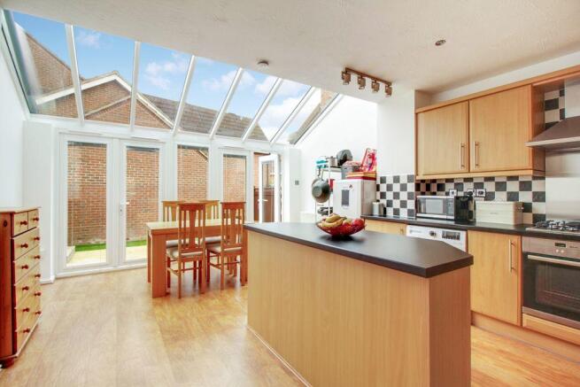 Kitchen / Dining Room