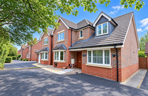 Turstin Drive, Fleet